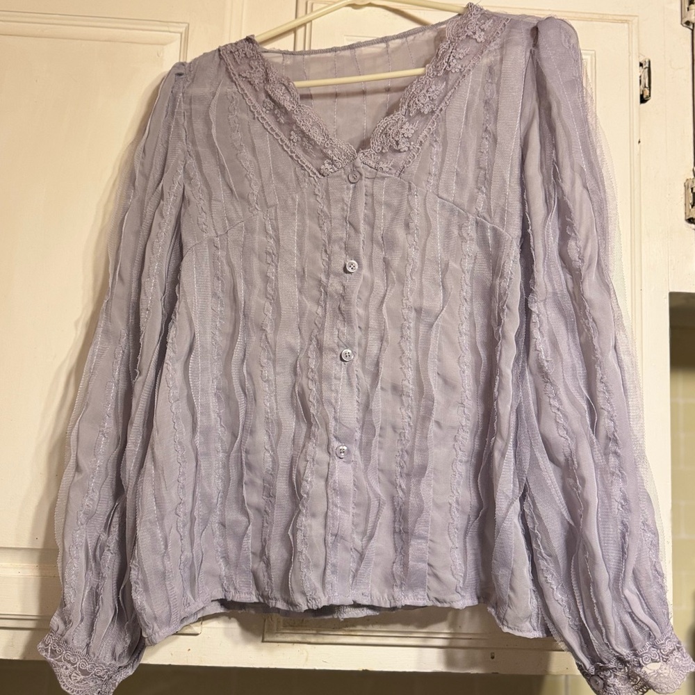 Boutique light lilac purple blouse womens
